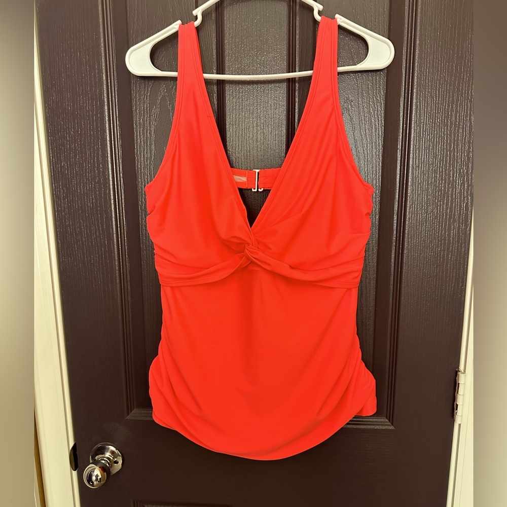 Old Navy Swim Tankini Top underwire adjustable strap hook bright coral Size 1X